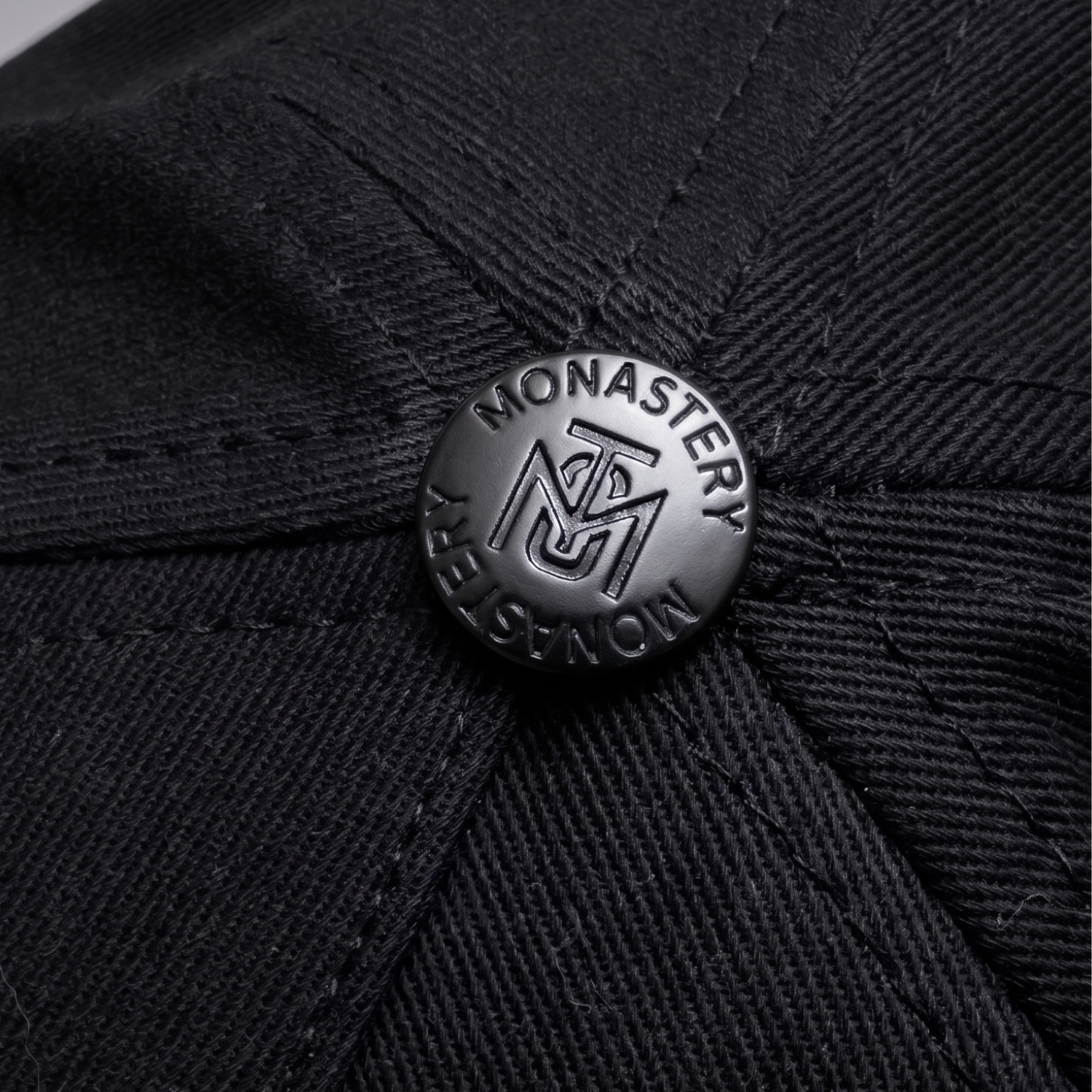 Casquette Monastery Couture - Modèle Icarus Black & Gold